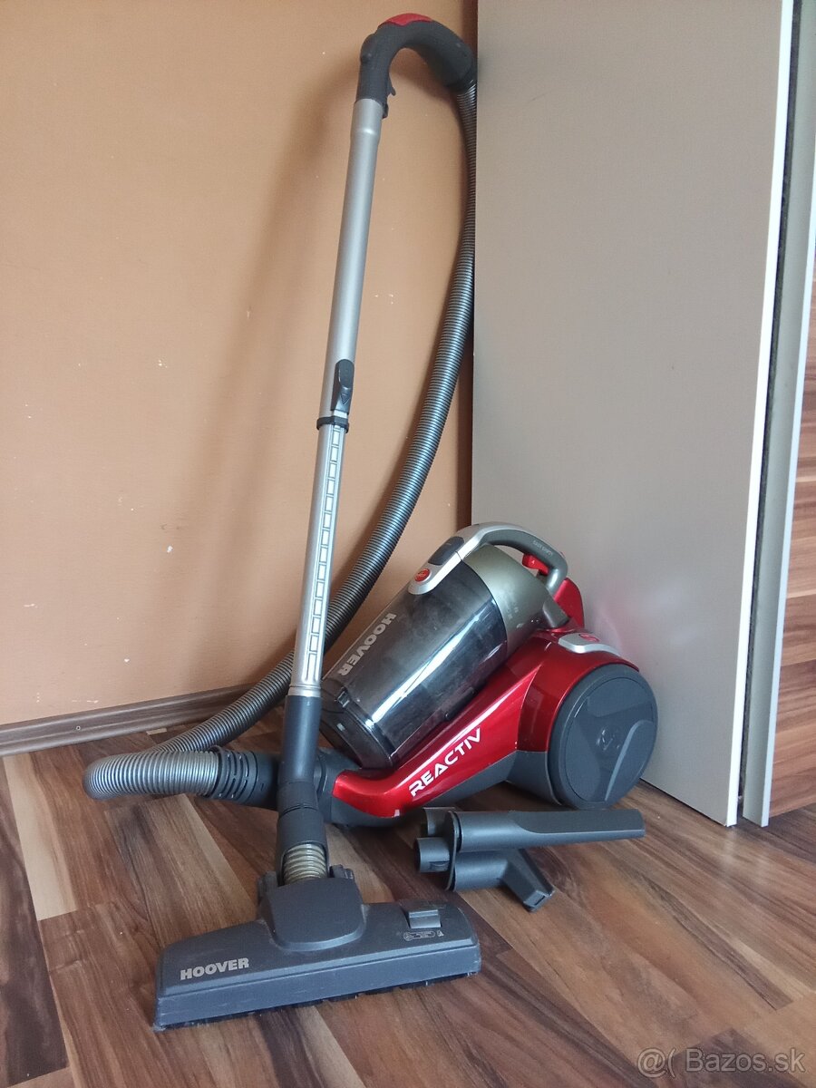 Lacno predám nový vysavač