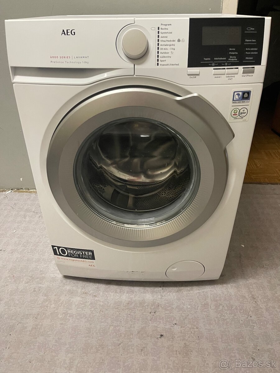 AEG