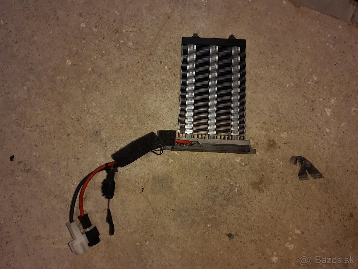 Prídavné kúrenie Ford PTC heater