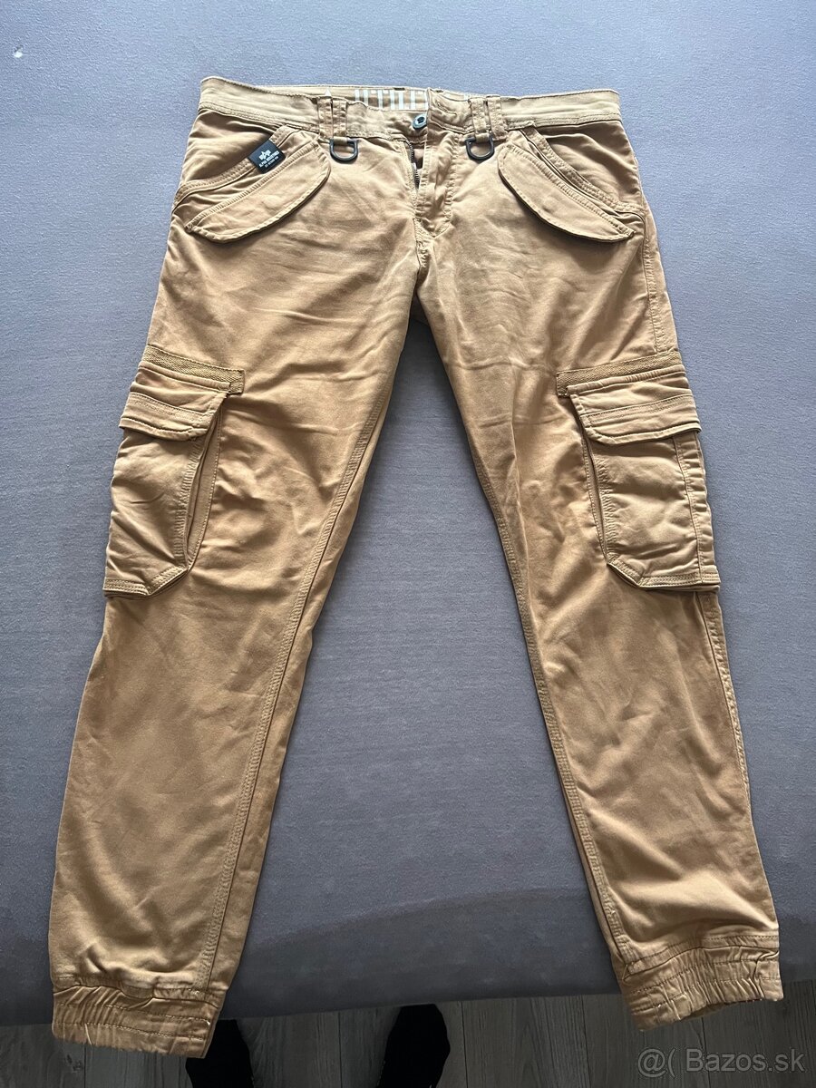 Alpha Industries nohavice