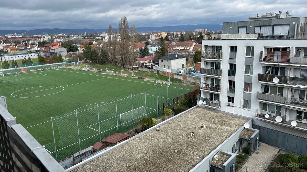 Exkluzívne iba u nás: Predaj priestranného 3i. bytu s teraso