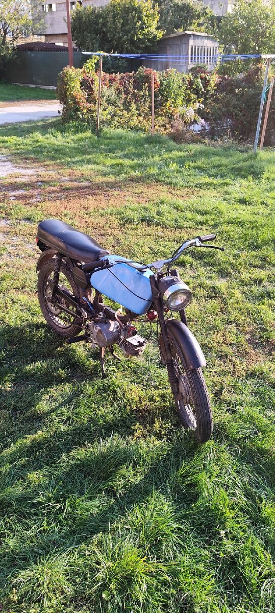 Jawa mustang 23