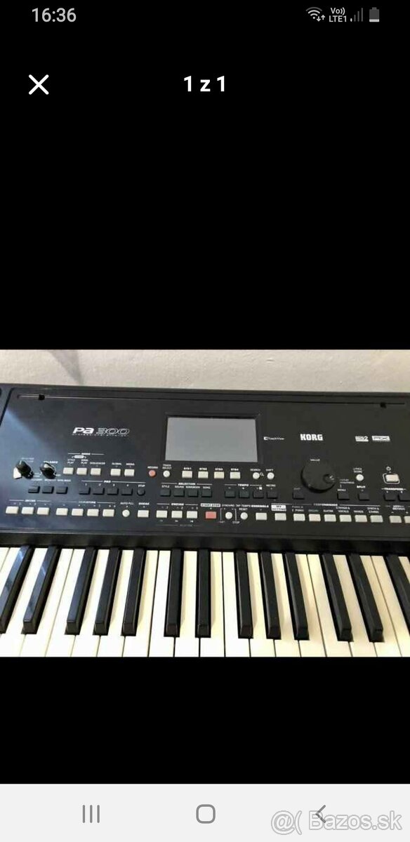 Predám korg pa 300 plno štýly sú tam  top stav