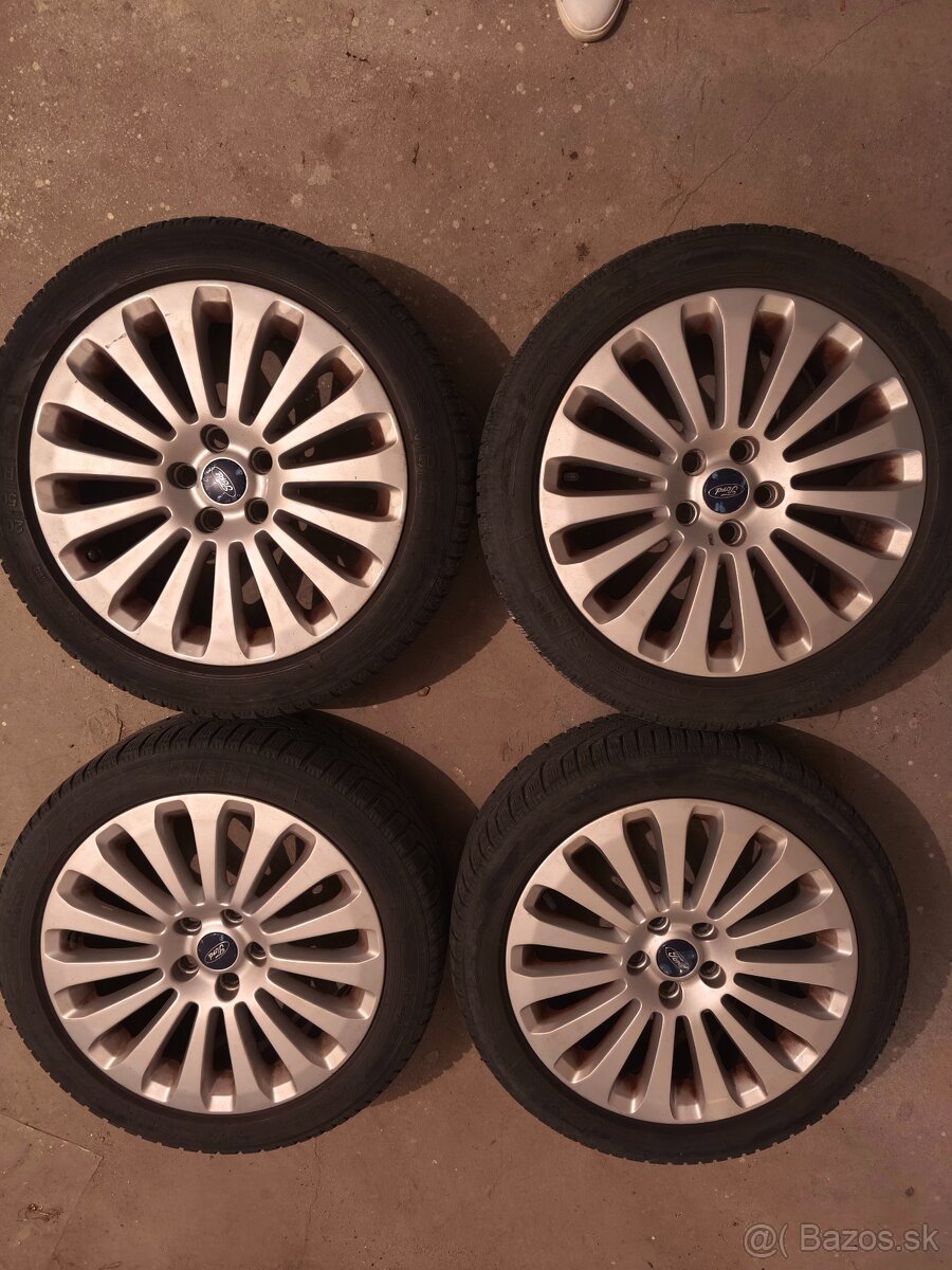 Elektróny Ford C-Max