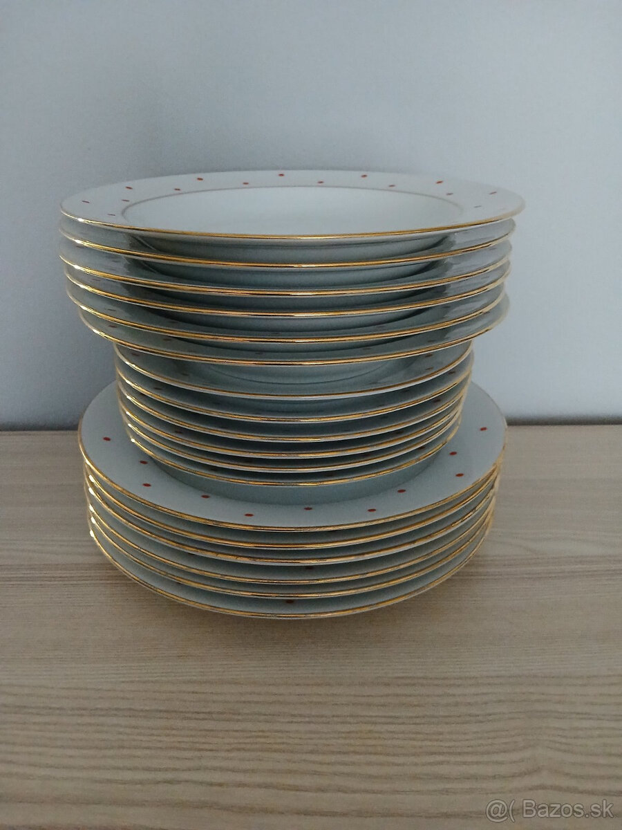 Súprava tanierov pre 6 osôb