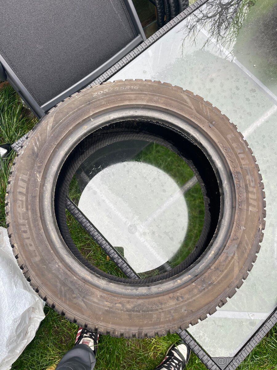 Zimné pneumatiky 205/55/R16 LAUFEN