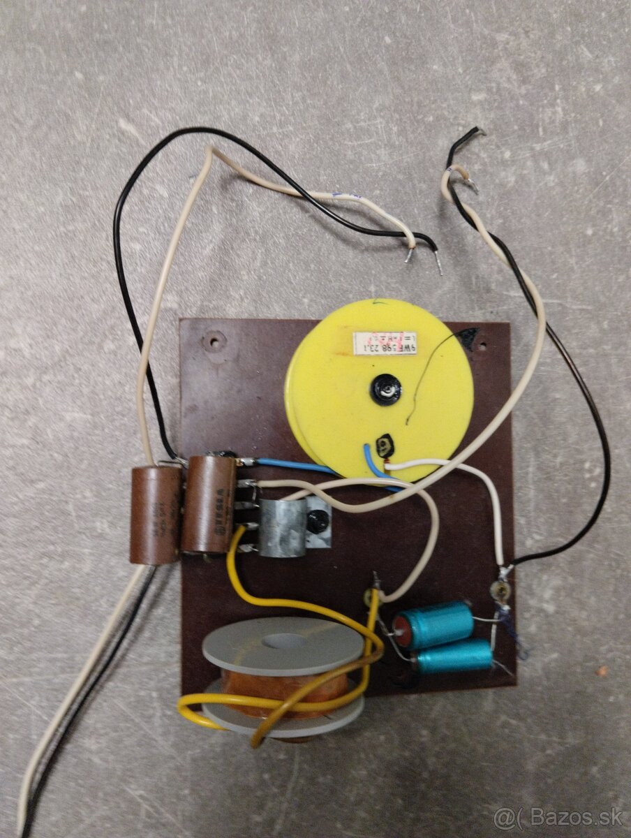 elektronicka vyhybka