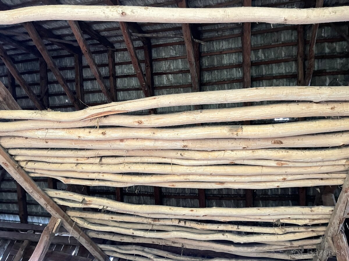 Staré drevo, guľatina