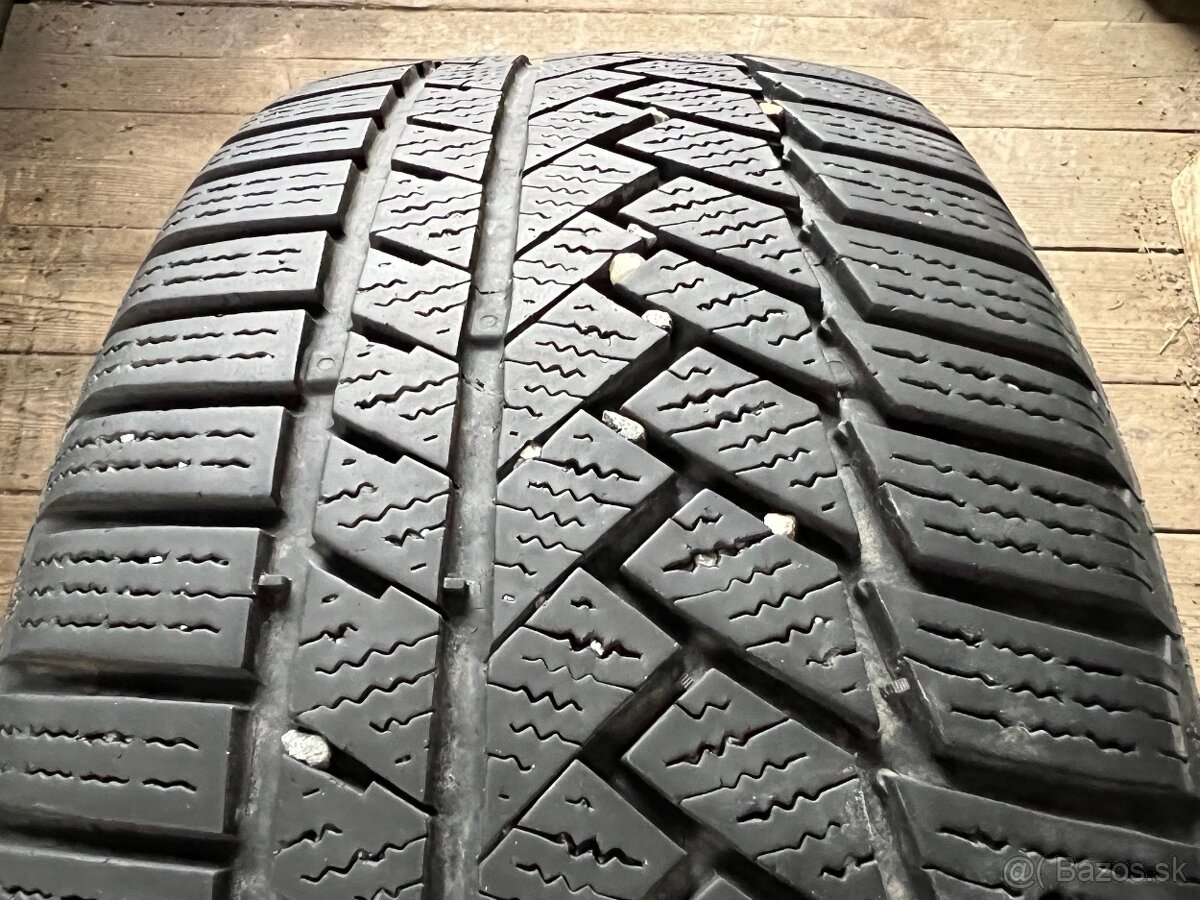 225/55R17 101V Continental WinterContact TS850P