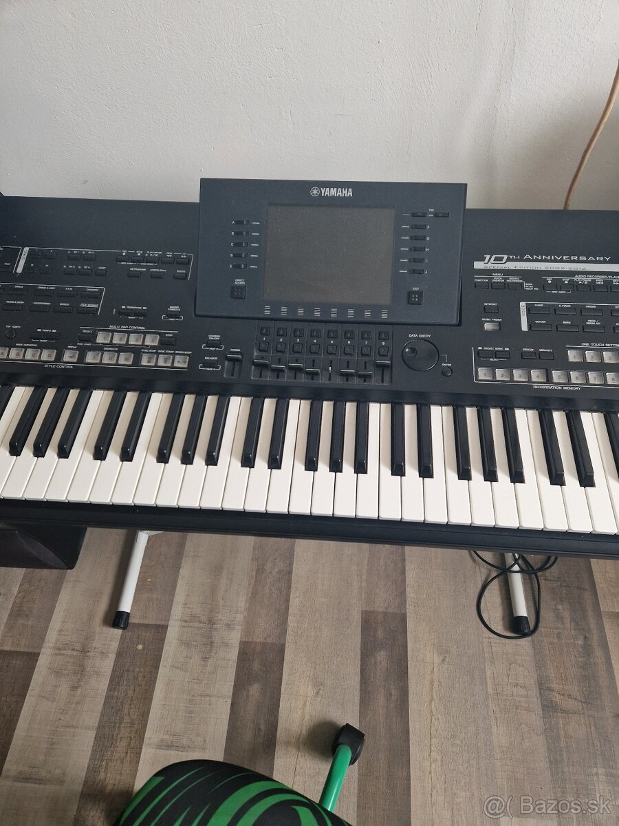 YAMAHA TYROS 4