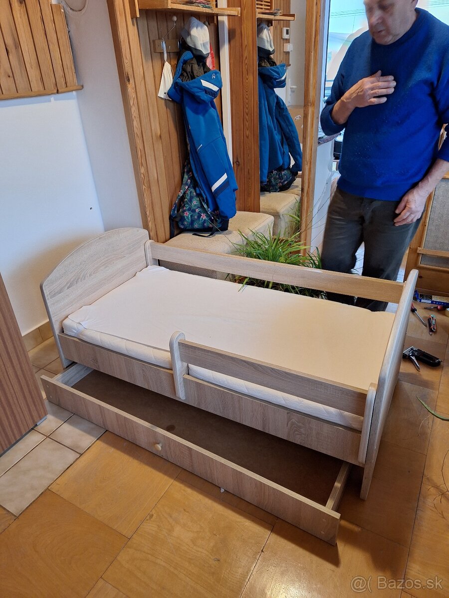 Predám detskú postieľku