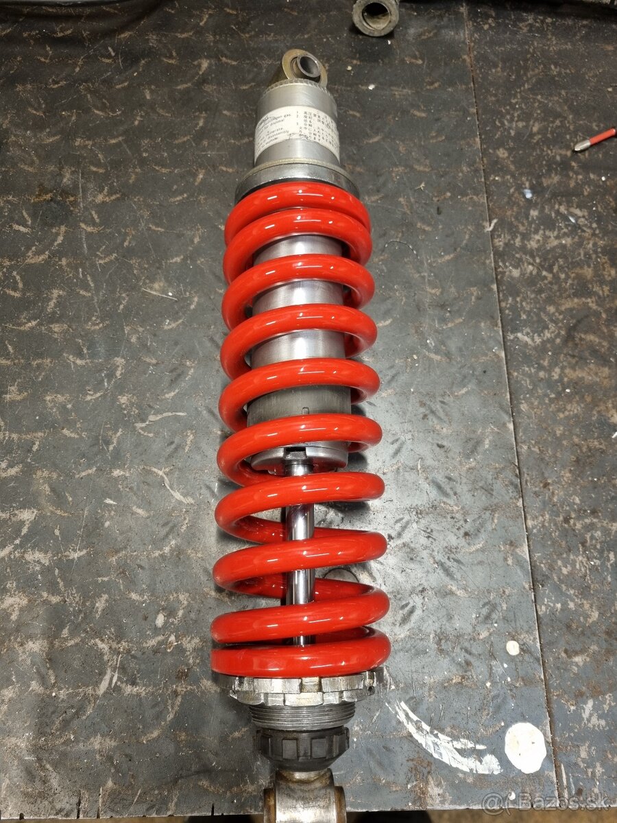 Zadný tlmič yamaha xt 600