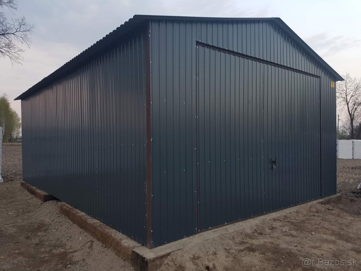 PLECHOVÁ GARÁŽ 5 X 6m - AKRYLOVY