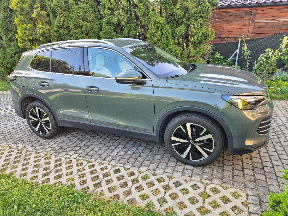 Predám Volkswagen Tiguan Elegance 1,5 TSiv v záruke