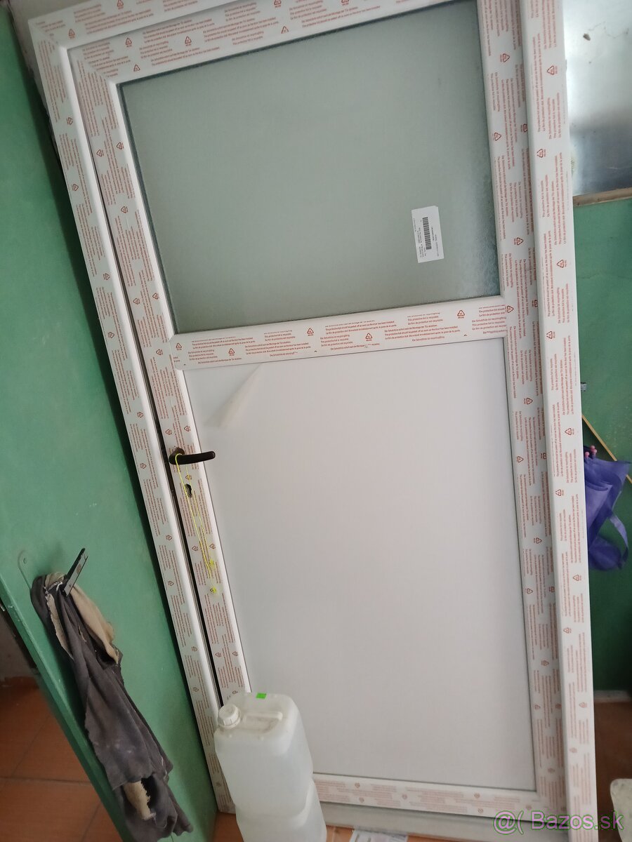 Vchodové dvere