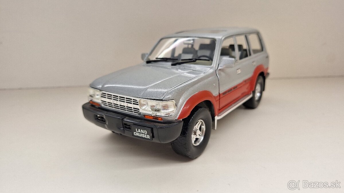 1:18 TOYOTA LAND CRUISER