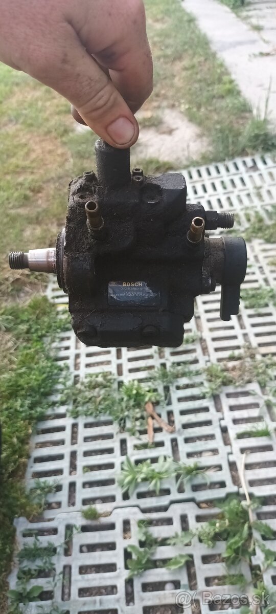 Predám vysokotlakové čerpadlo peugeot 406 2.0hdi