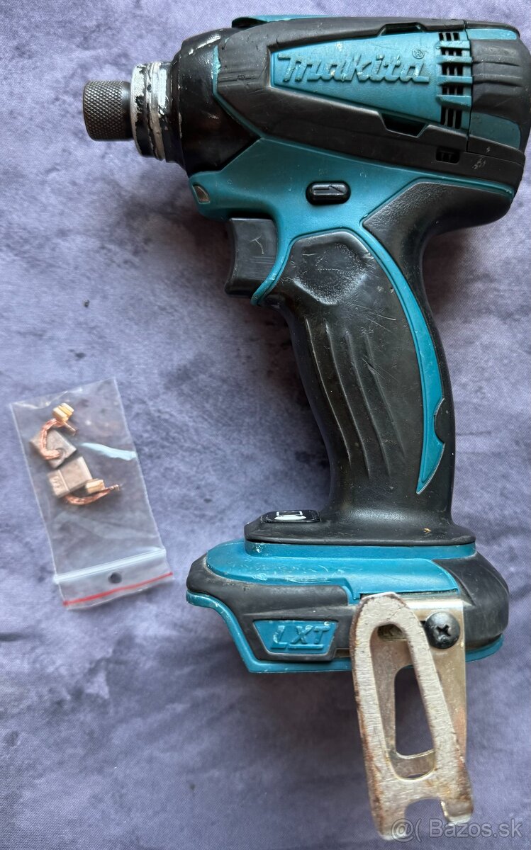 AKU rázový uťahovač Makita DTD146 (Li-ion, 18V)