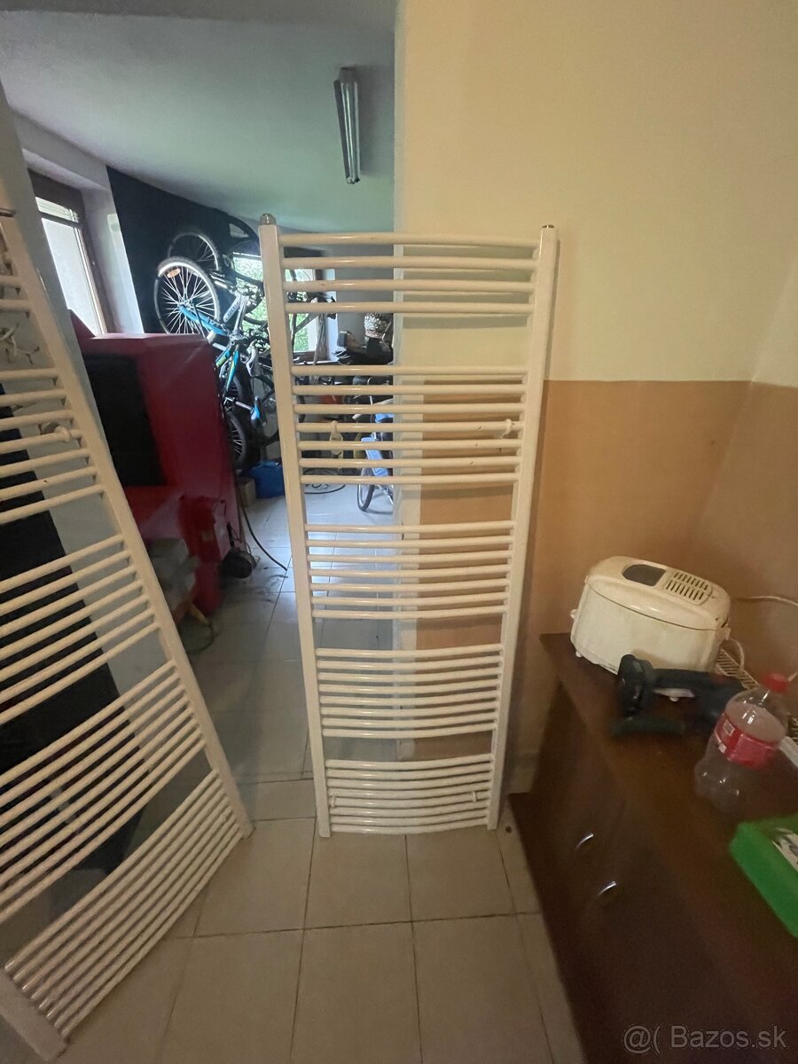 ♨️ Predám 2 kúpeľňové radiátory (rebríky)