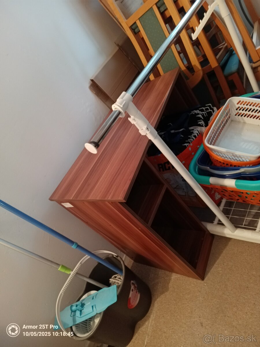 Pc Stôl vo veľmi dobrom stave