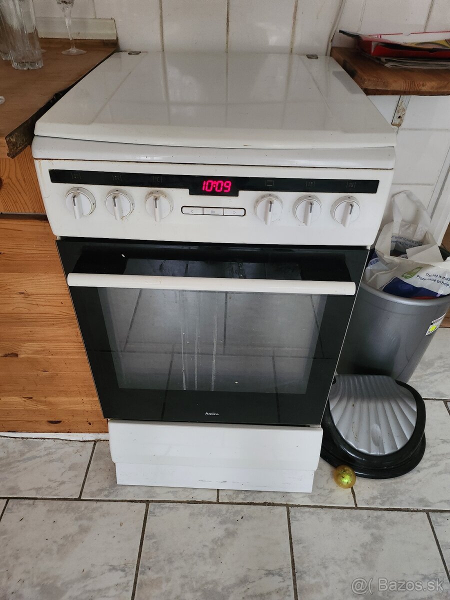 Plynovy sporak s rurou