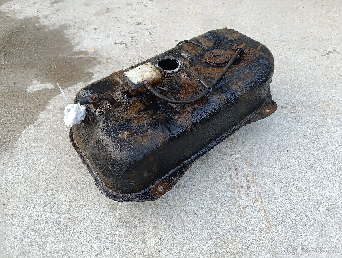 Suzuki vitara 1.6 palivová nadrž