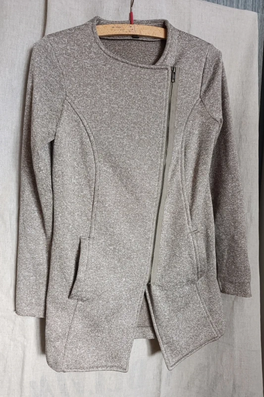 Bundicka na zips - S - Banana republic