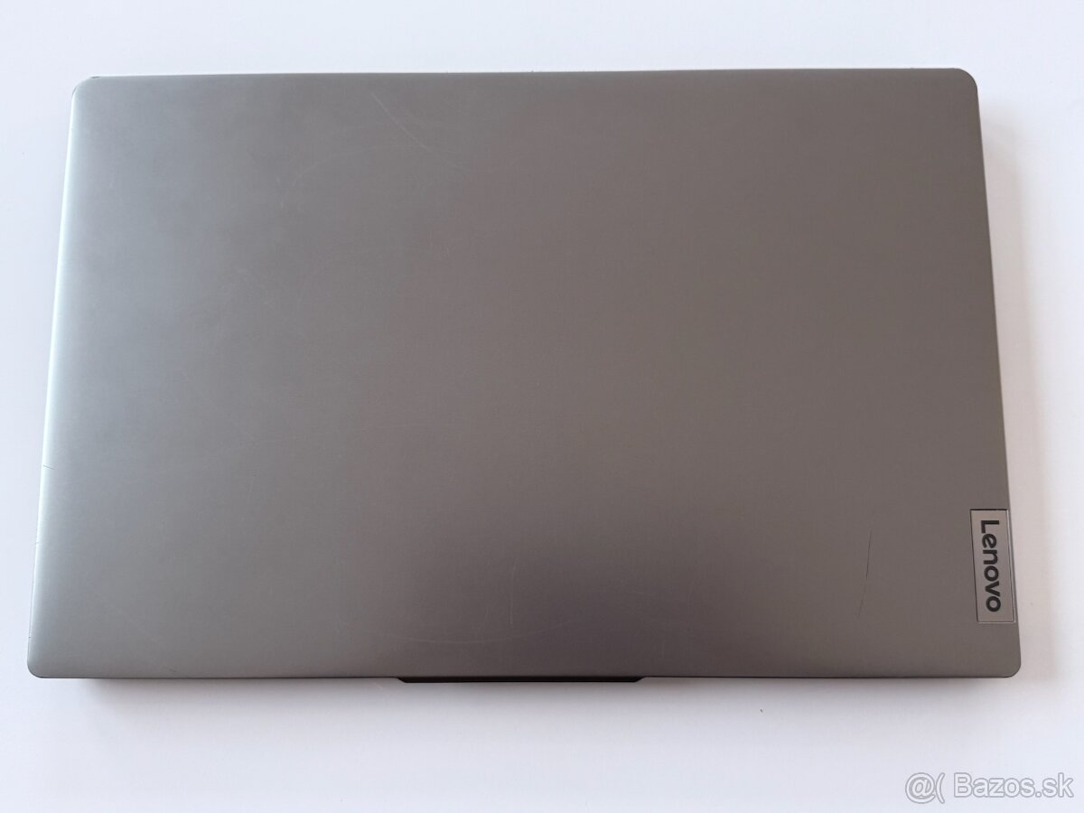 Lenovo IdeaPad 3 - 4GB / 128GB