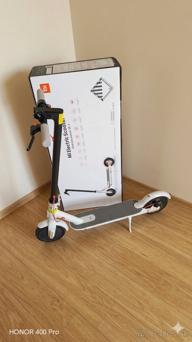 Xiaomi Mi Electric Scooter 3