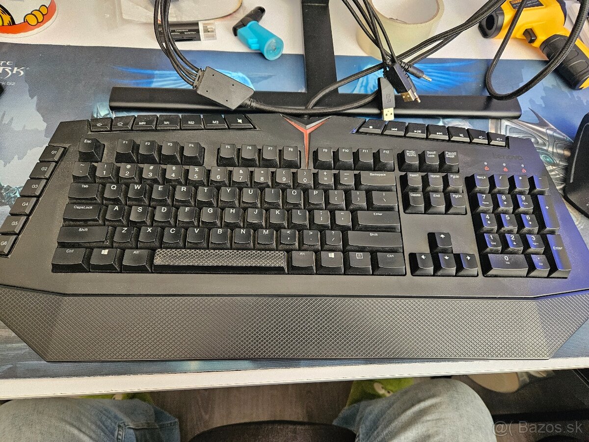 Lenovo Y Gaming Mechanical Switch keyboard 50e