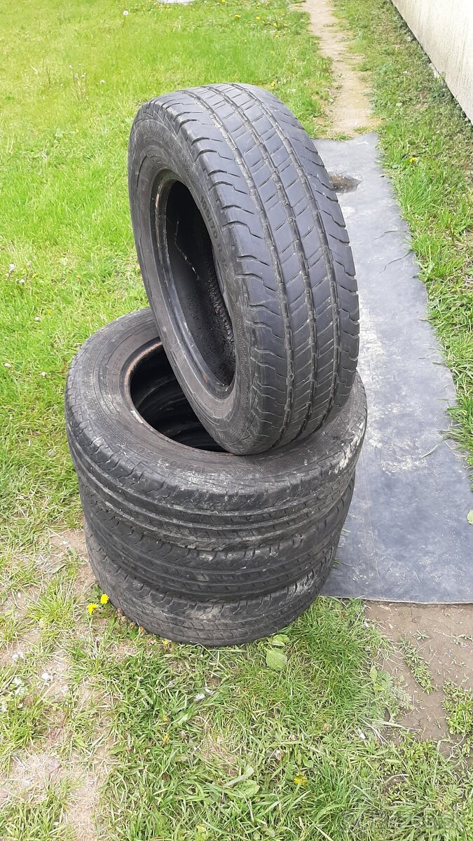 195/70r15C 104/102R Cintinental letne