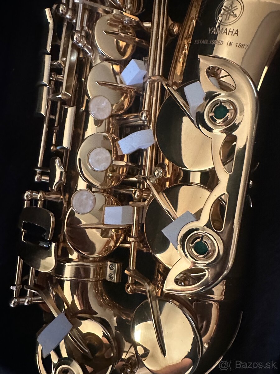 Alt saxofón Yamaha YAS 62