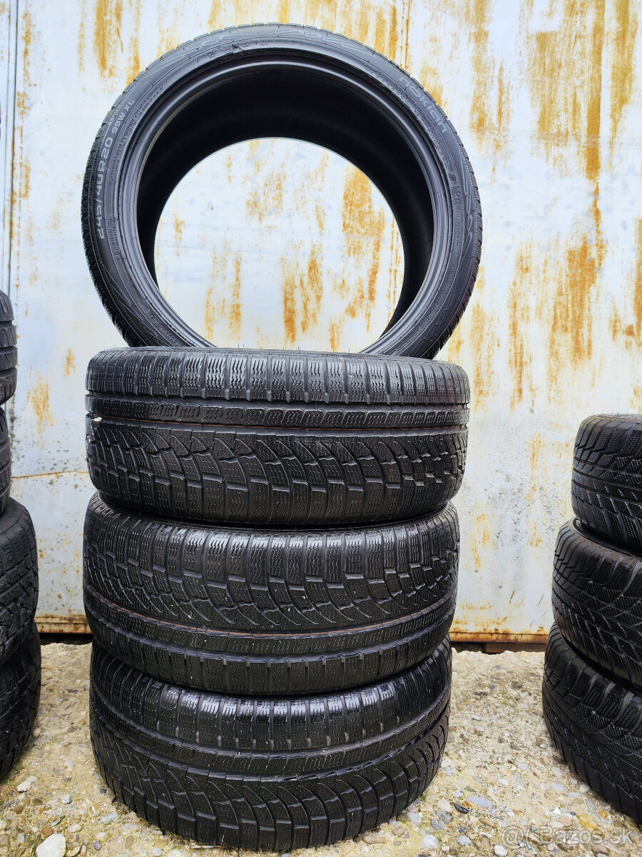 Zimné pneu =NOKIAN= 245/40 R20
