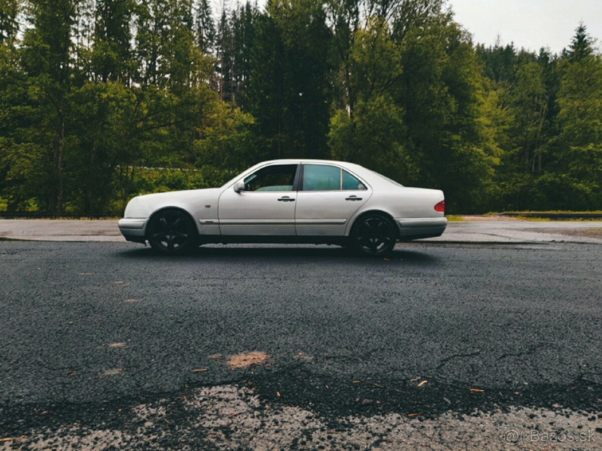 W210 e300td om606 avantgarde