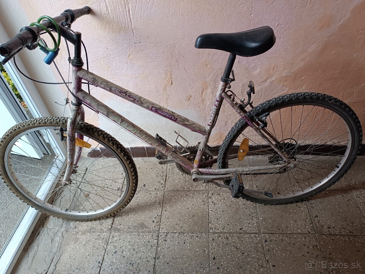 Predám starší horší bicykel