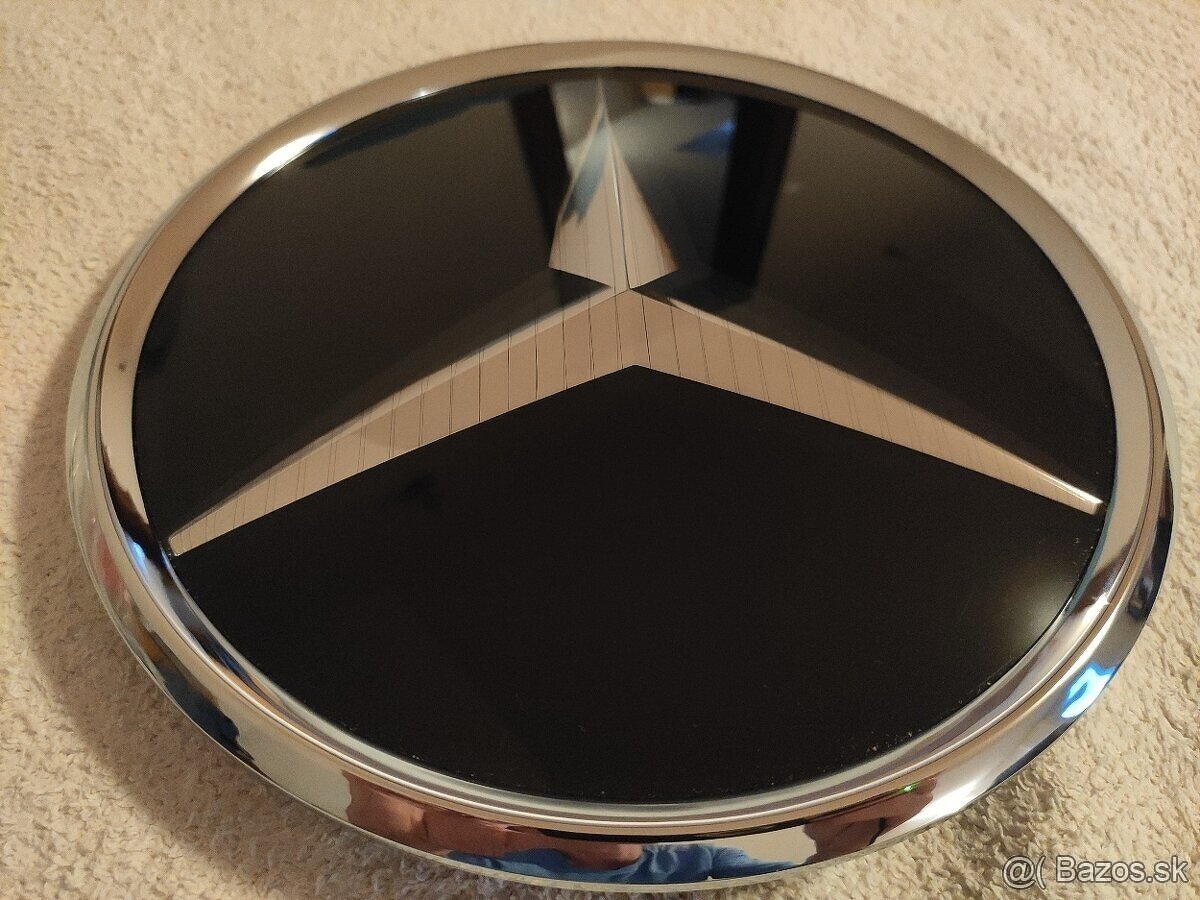 Znak Mercedes GLC GLE A0008880500 distrinic nový originál