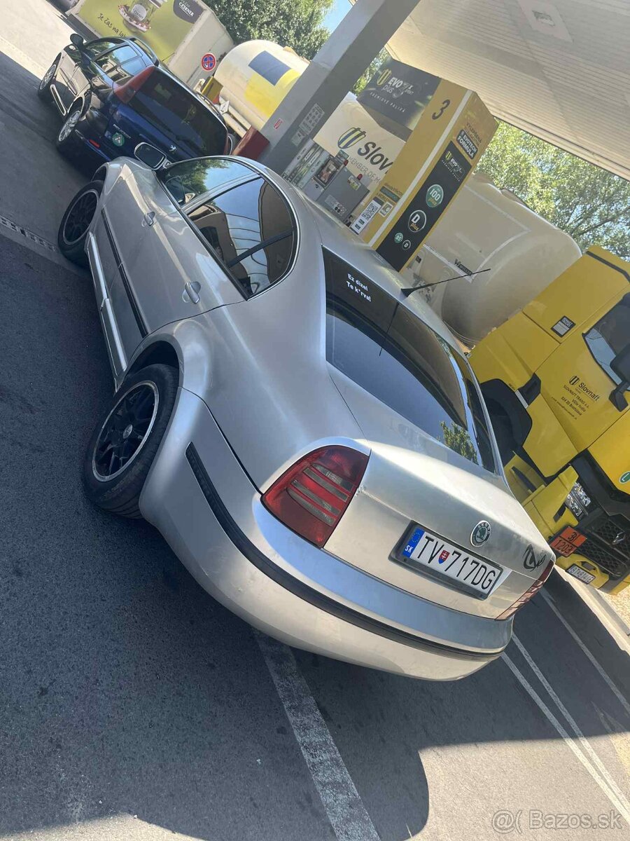 Superbe