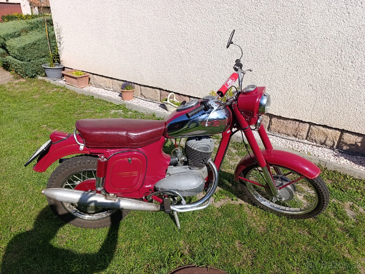 Jawa libenak 250
