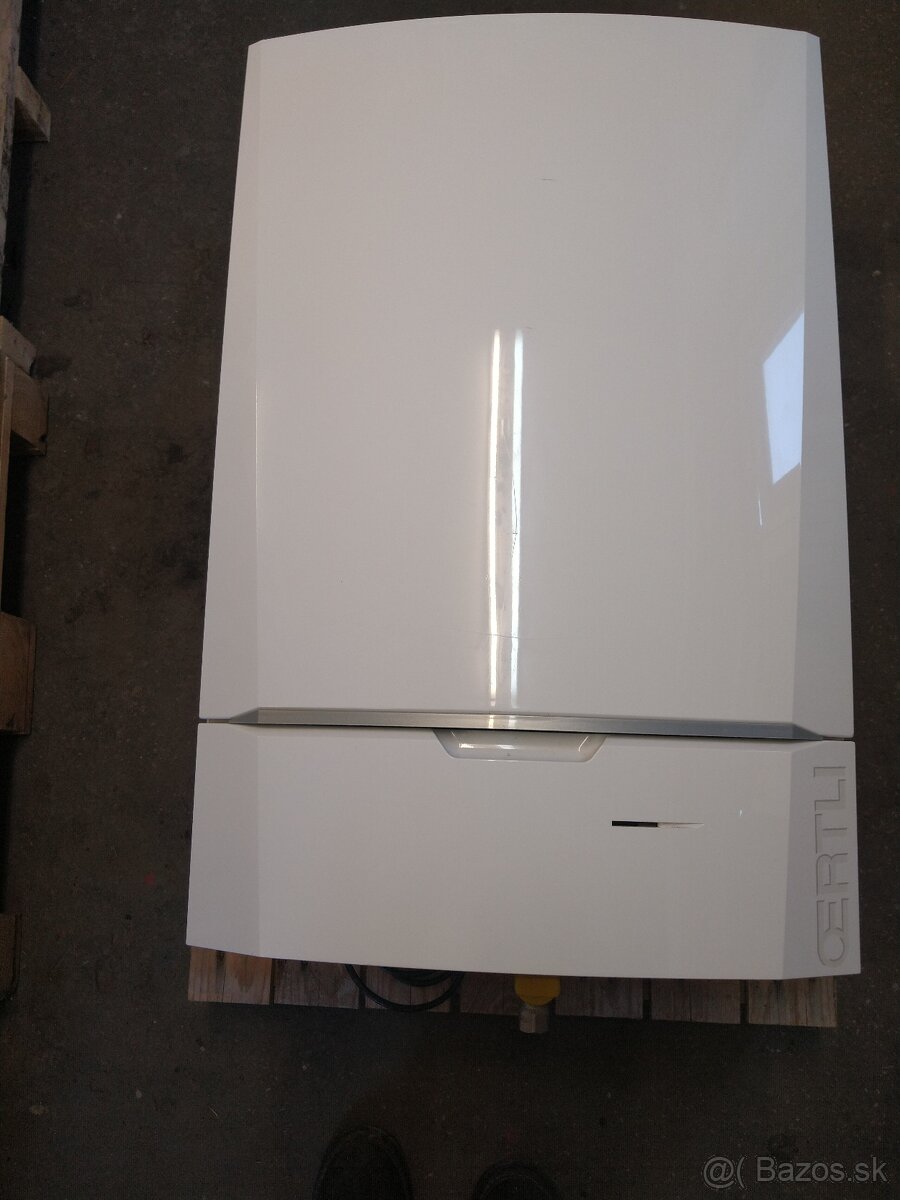 Plynový nástenný kondenzačný kotol - Oertli 35 kw