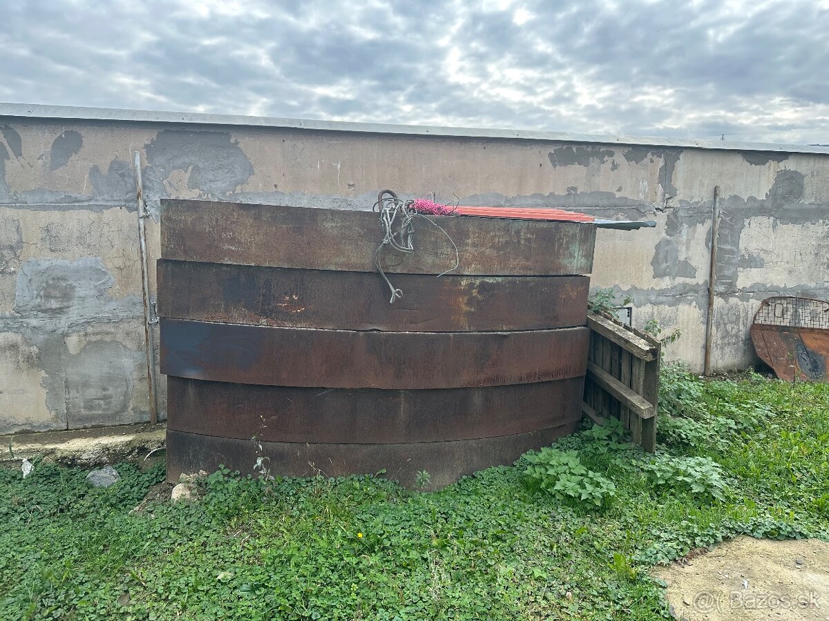 Darujem zavážia na zeriav