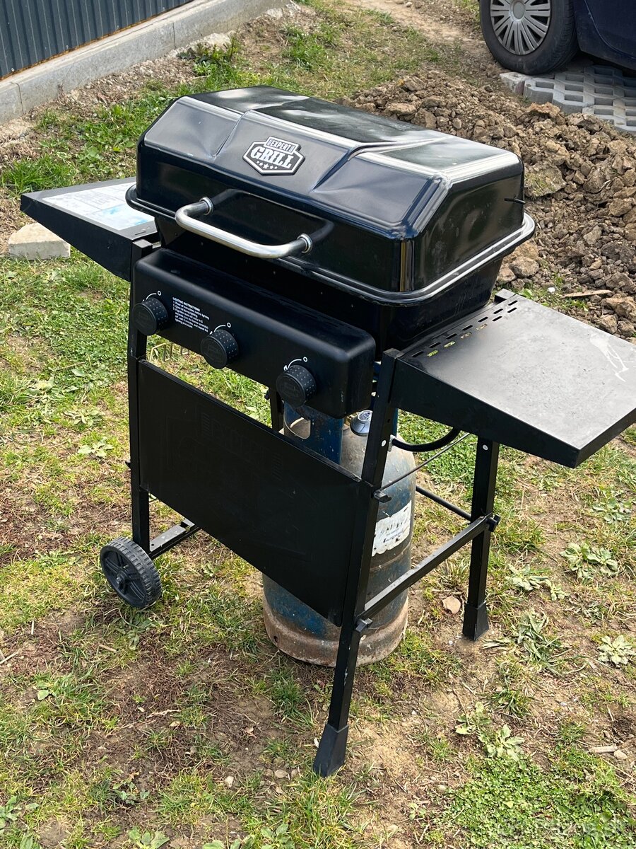 Plynový gril značky Expert Grill