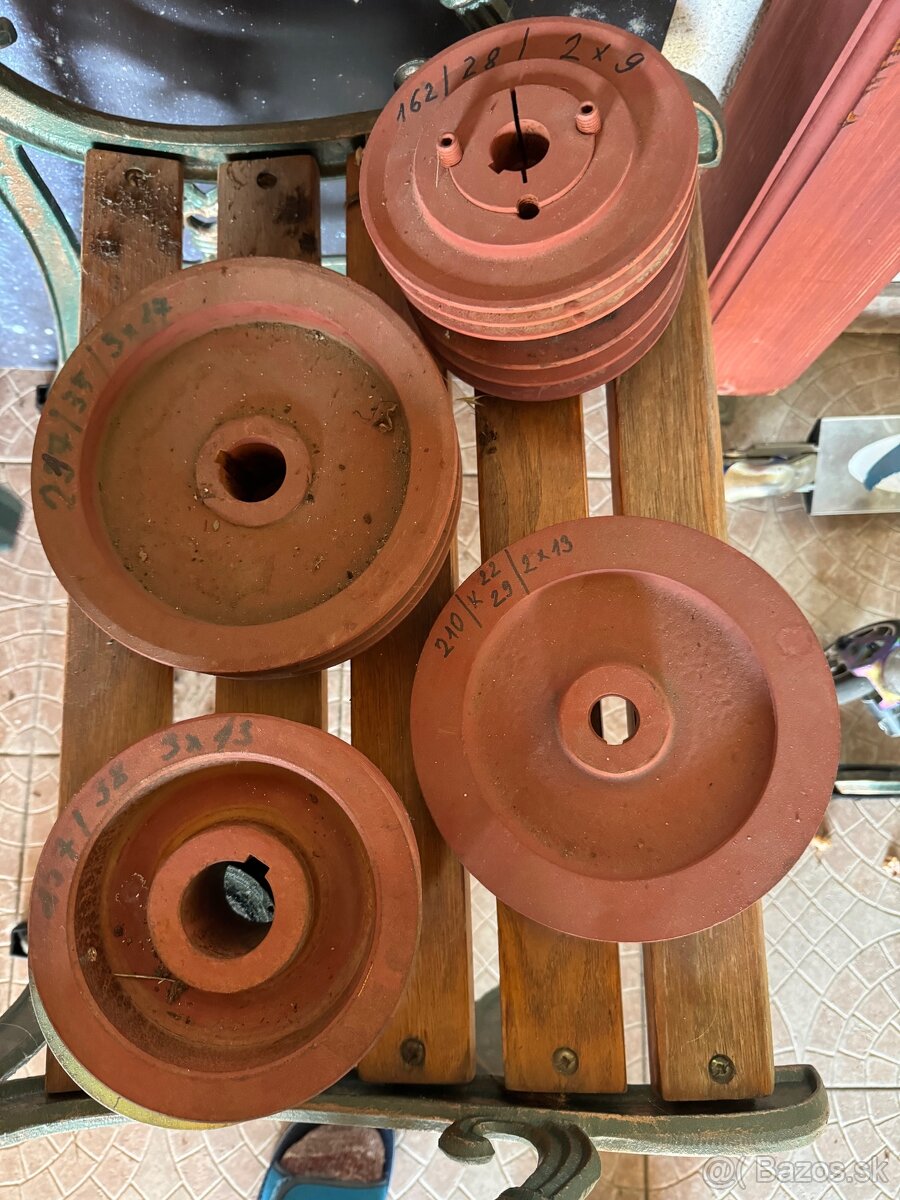 Remenice použité -- rôzne