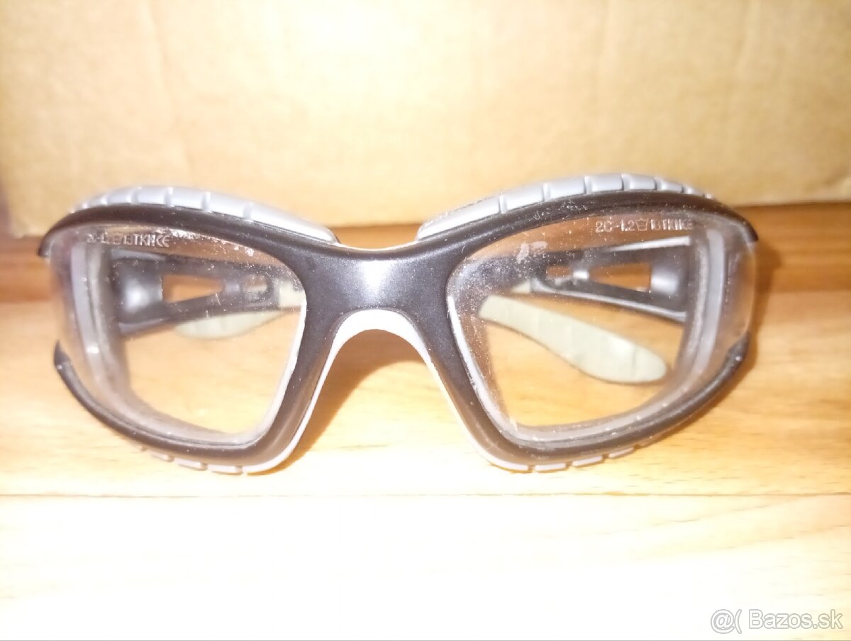 Strelecké okuliare Bollé