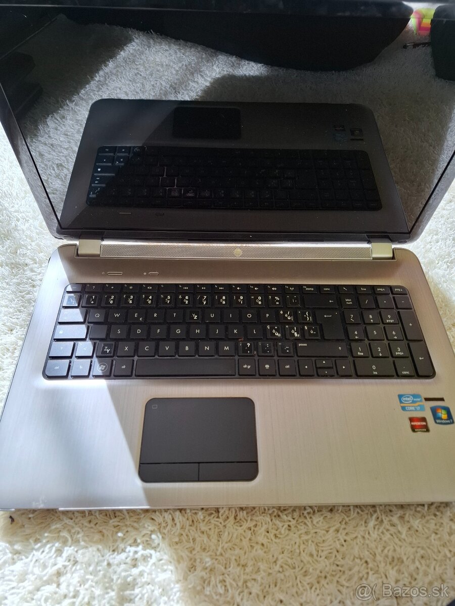 HP DV7