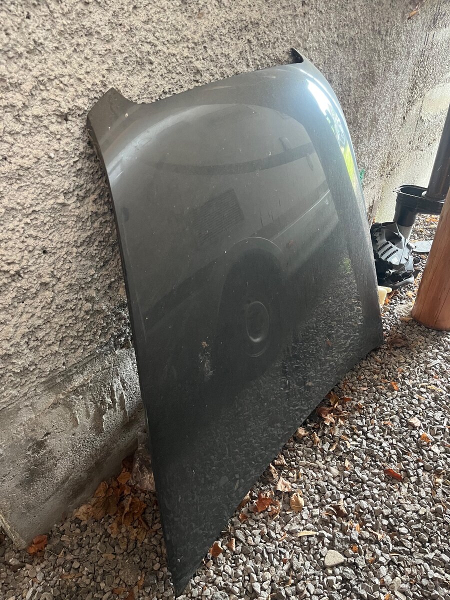 Predna kapota Audi a6 c6