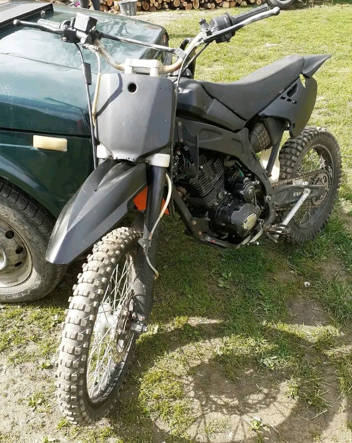 250