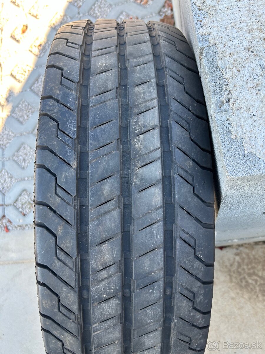 Pneumatiky Nexen