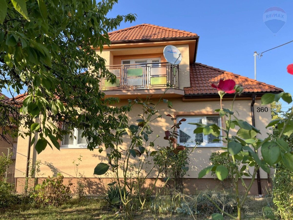 Predáme dvojgeneračný rodinný dom v Bystričanoch