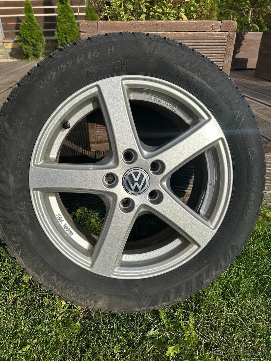 Elektrony volkswagen R16