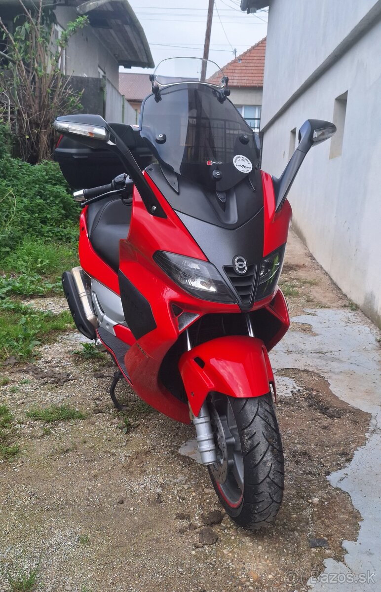 Gilera Nexus 500